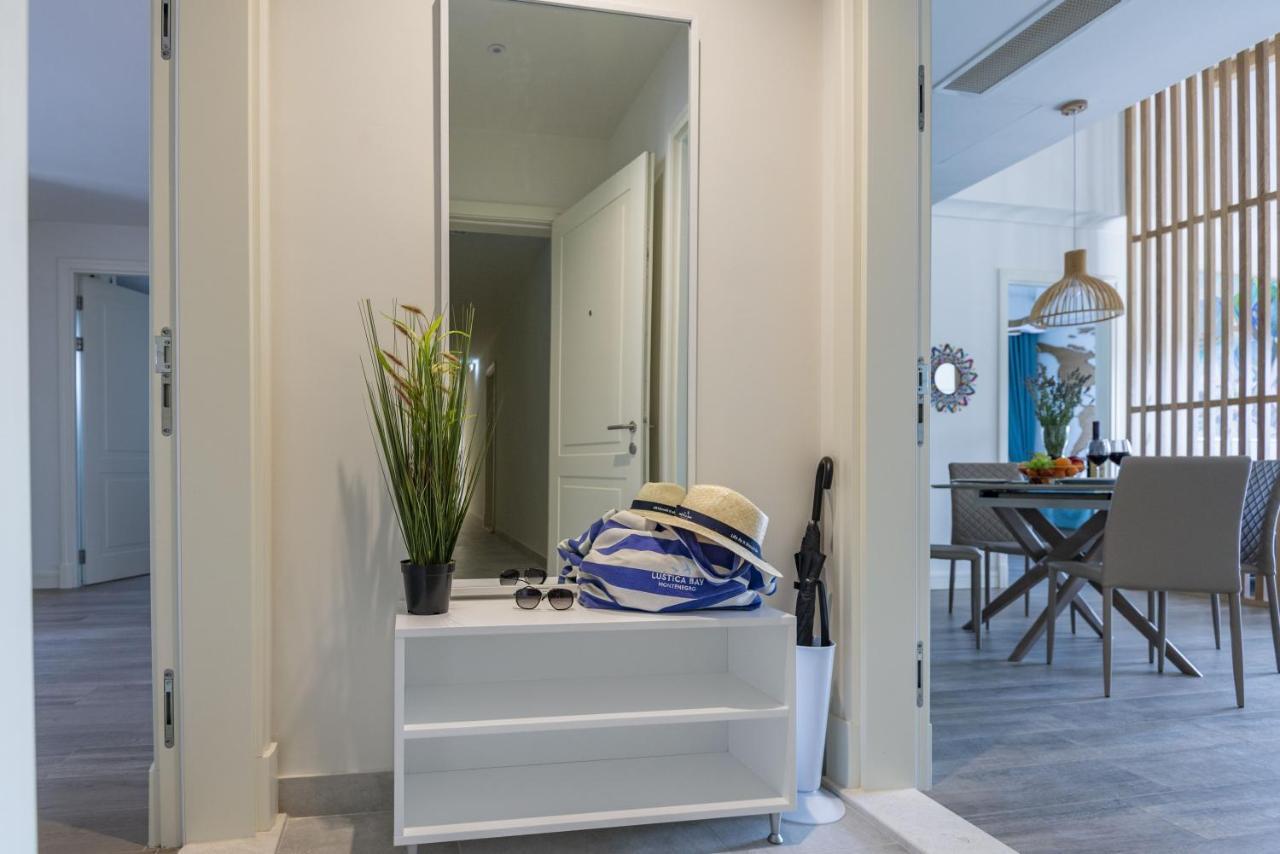 Lustica Apartments Central Τίβατ Εξωτερικό φωτογραφία
