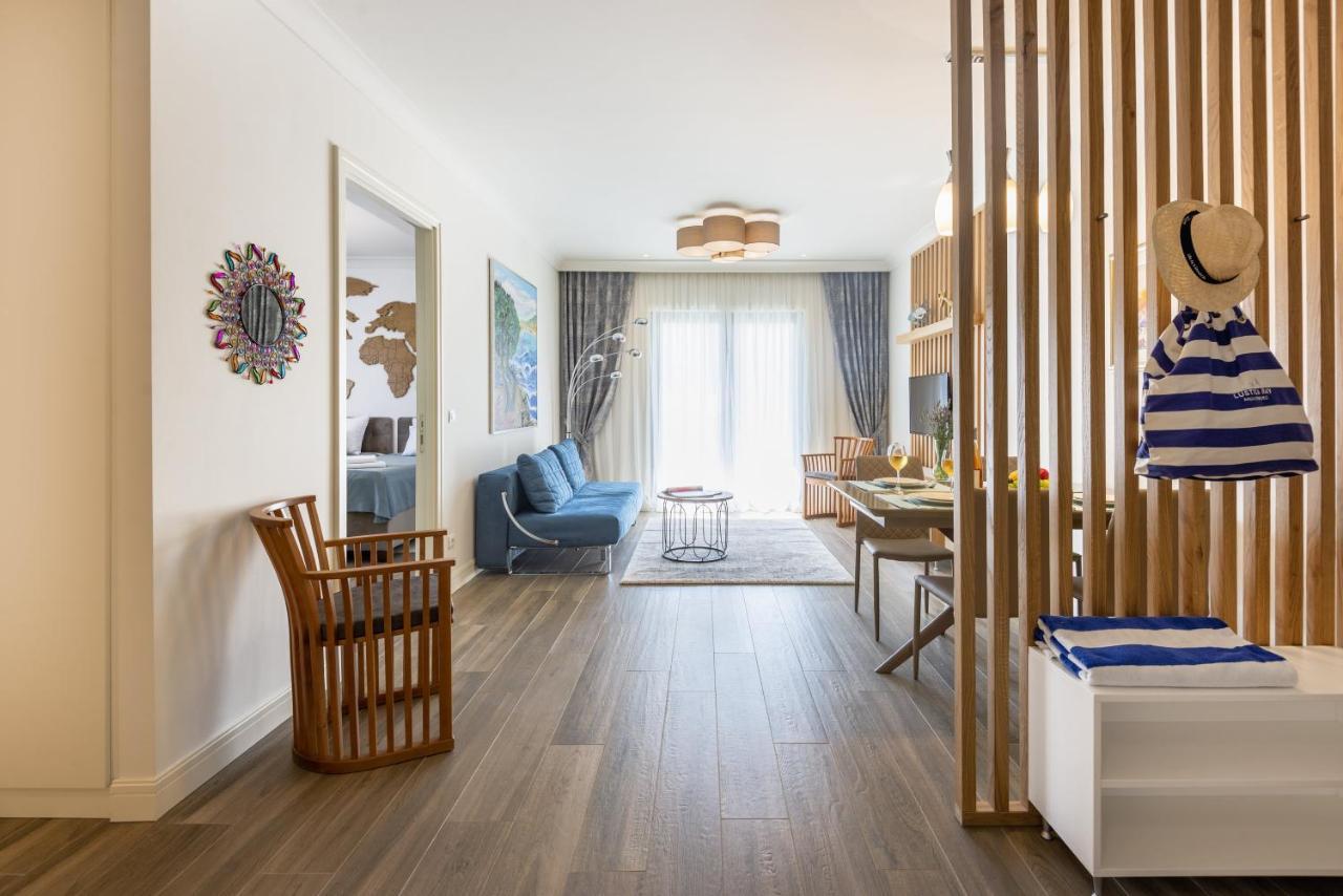Lustica Apartments Central Τίβατ Εξωτερικό φωτογραφία