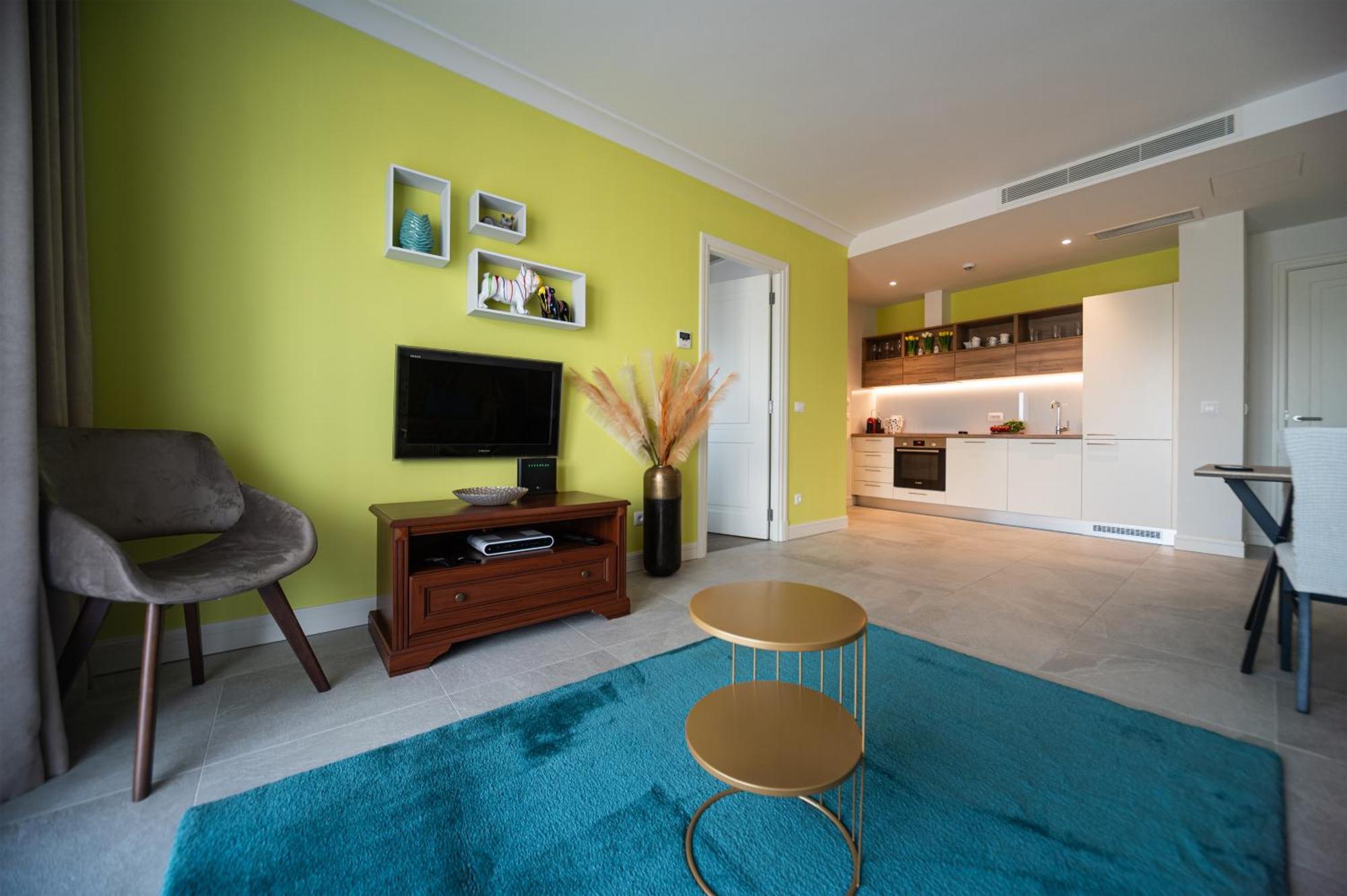 Lustica Apartments Central Τίβατ Εξωτερικό φωτογραφία