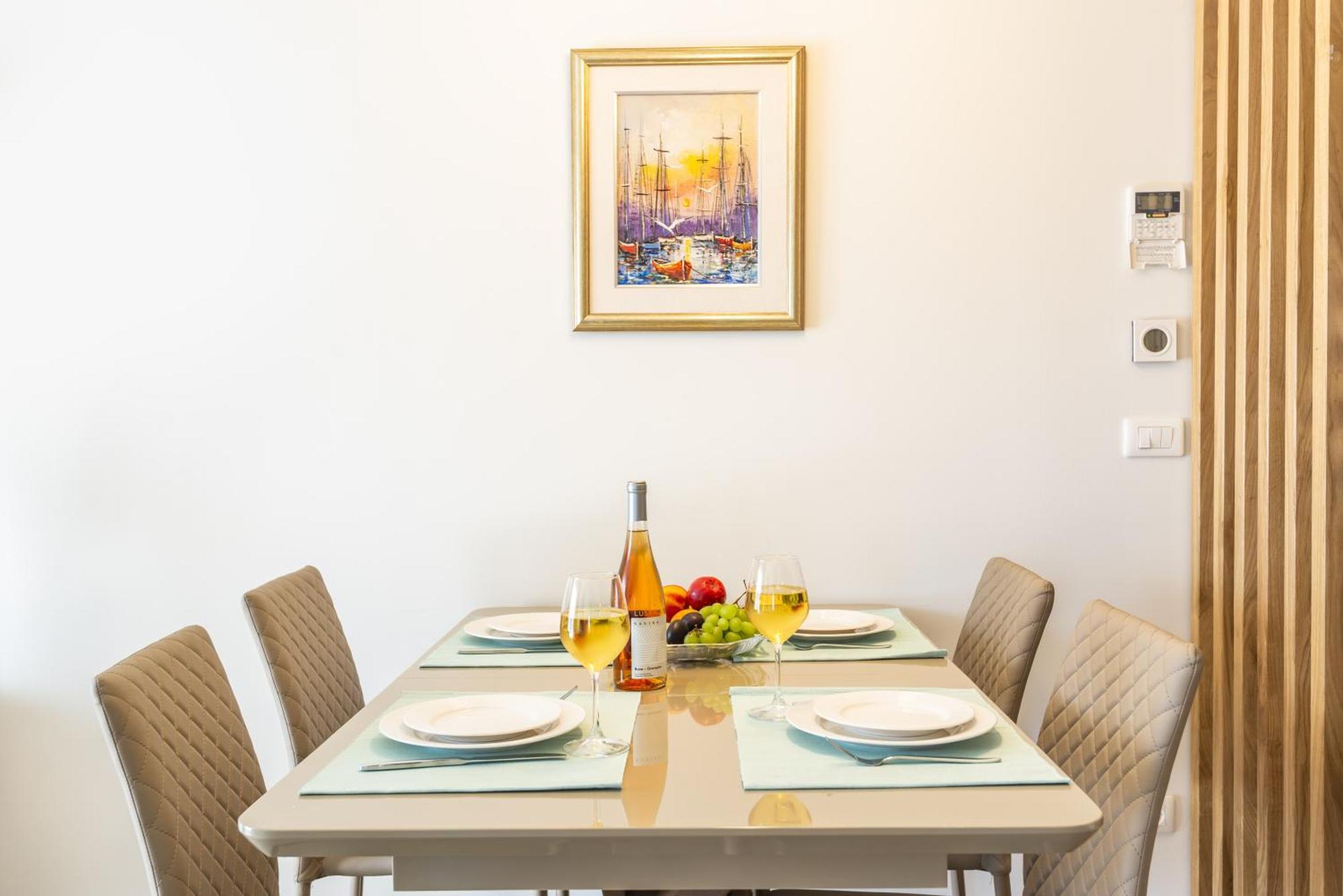 Lustica Apartments Central Τίβατ Δωμάτιο φωτογραφία