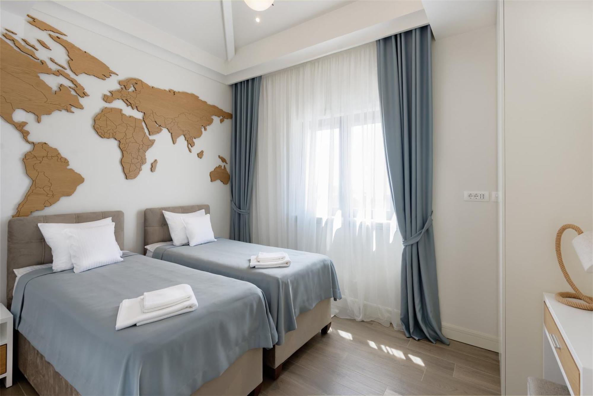 Lustica Apartments Central Τίβατ Δωμάτιο φωτογραφία